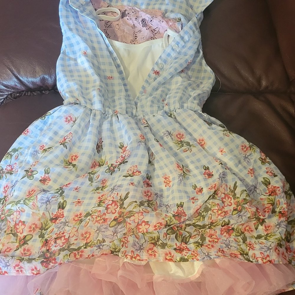 Girls dress